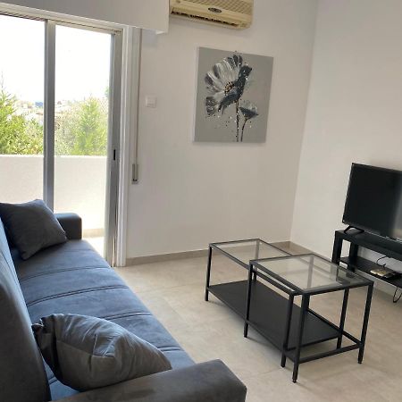 1-Bedroom Apartment With View Limassol Eksteriør billede